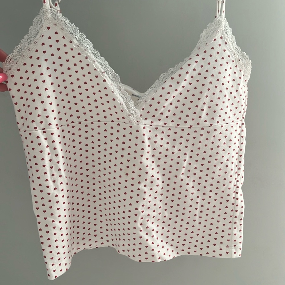 Brandy Melville Amara hearts lace tank top